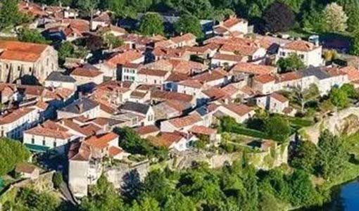 周口回乡建别墅为什么一定要选专业乡墅公司